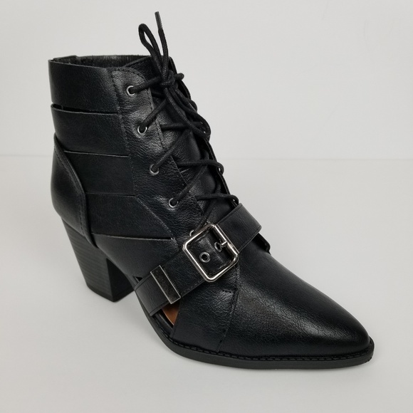 Qupid Shoes - Quipd New Laced up Pointing toes Black Ankle Boots